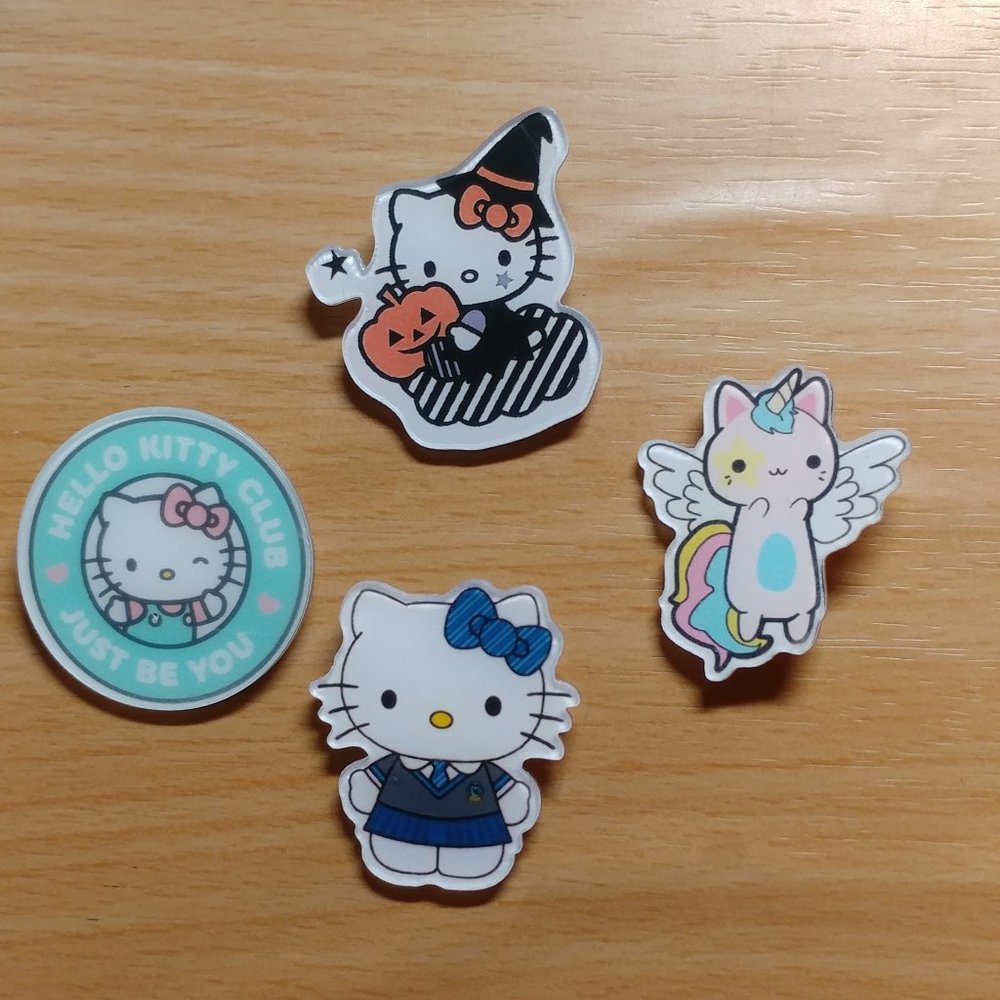 💖5/$25💖 Kawaii Hello Kitty Sanrio 4Pc Pins Set!